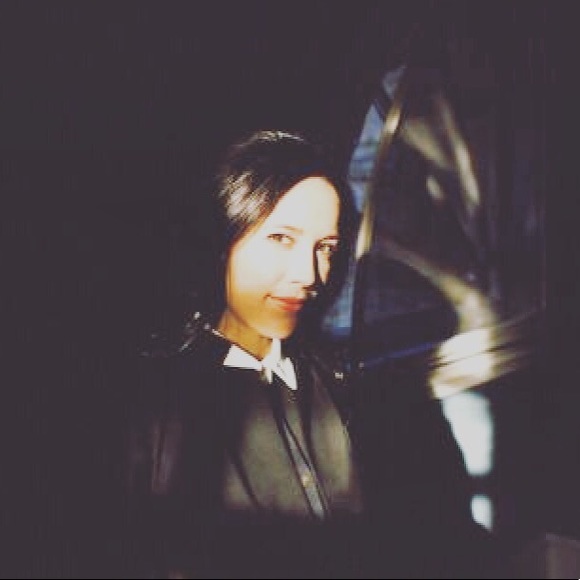 Meet your Posher, Diana - Picture 1 of 1